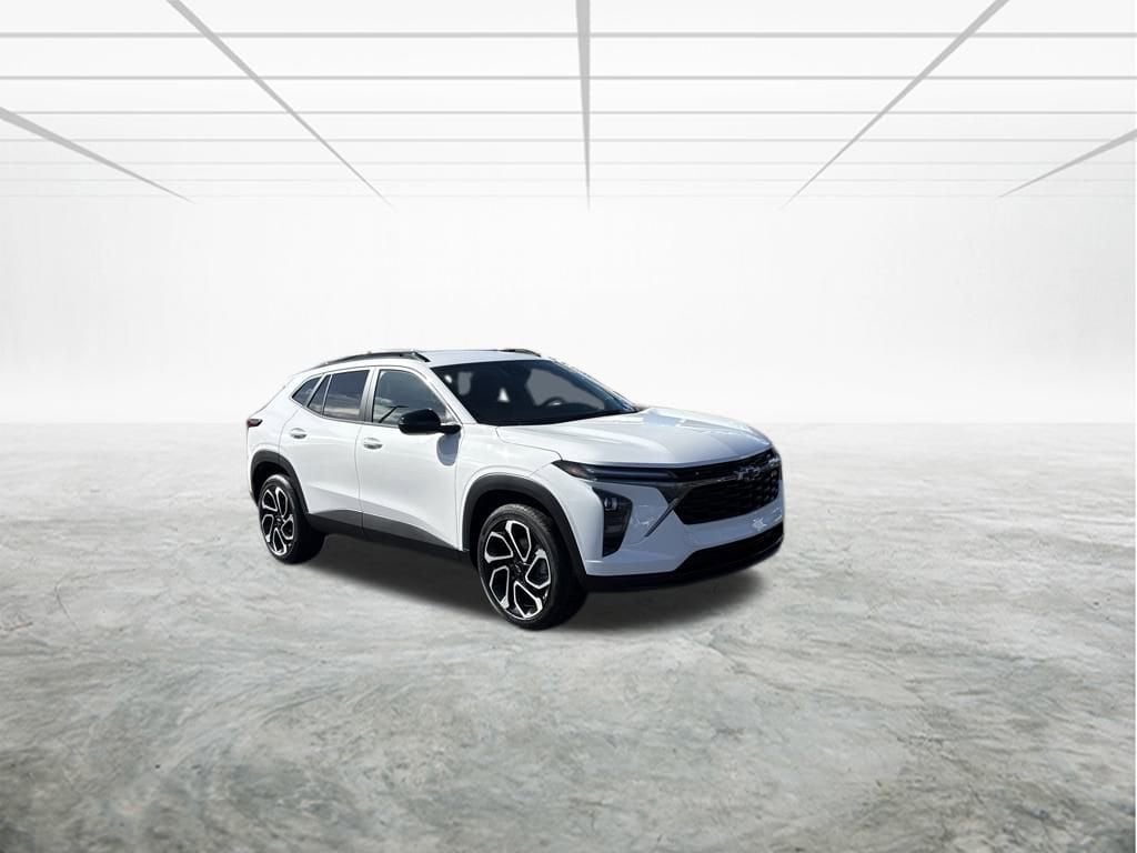 2025 Chevrolet Trax RS's photo