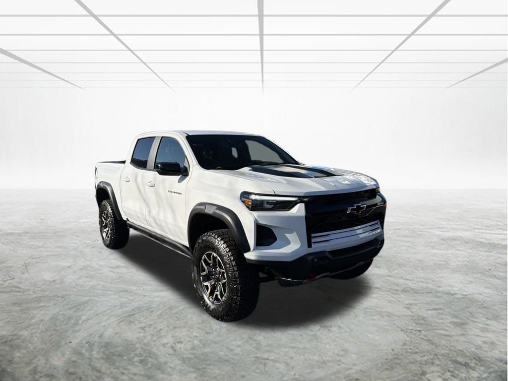 New 2026 Chevrolet Colorado ZR2 Truck