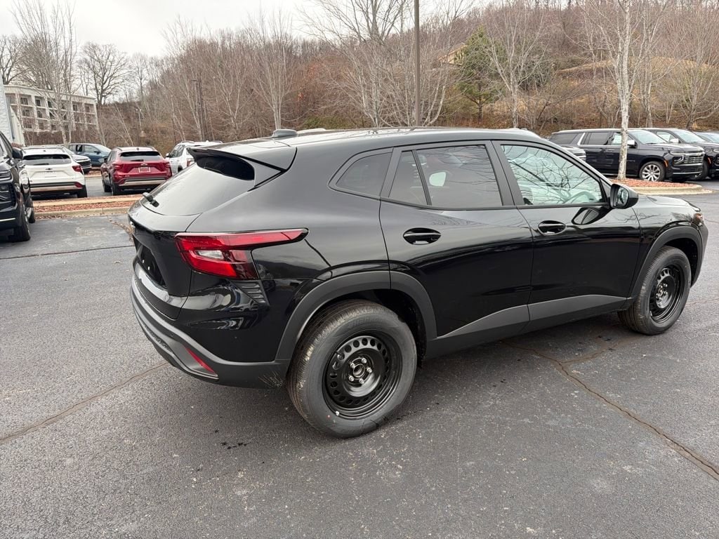 New 2026 Chevrolet Trax LS SUV
