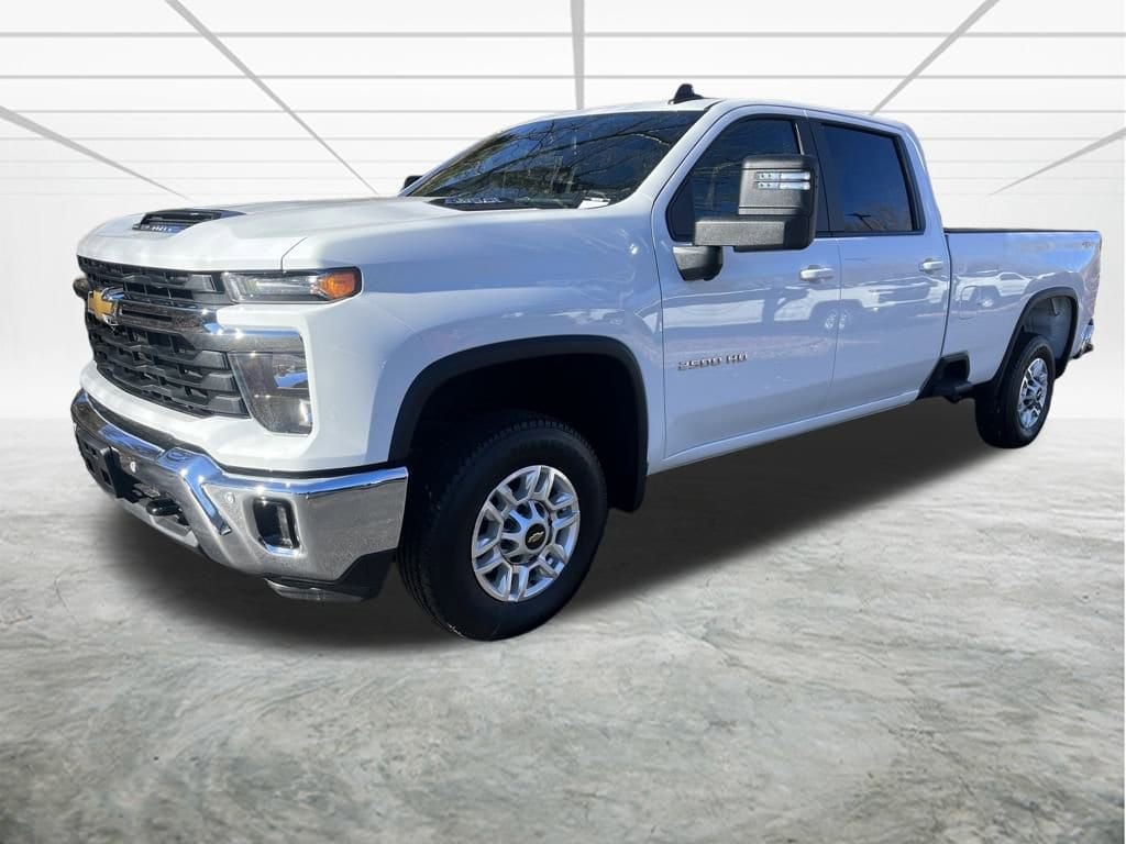 2025 Chevrolet Silverado 2500HD LT's photo