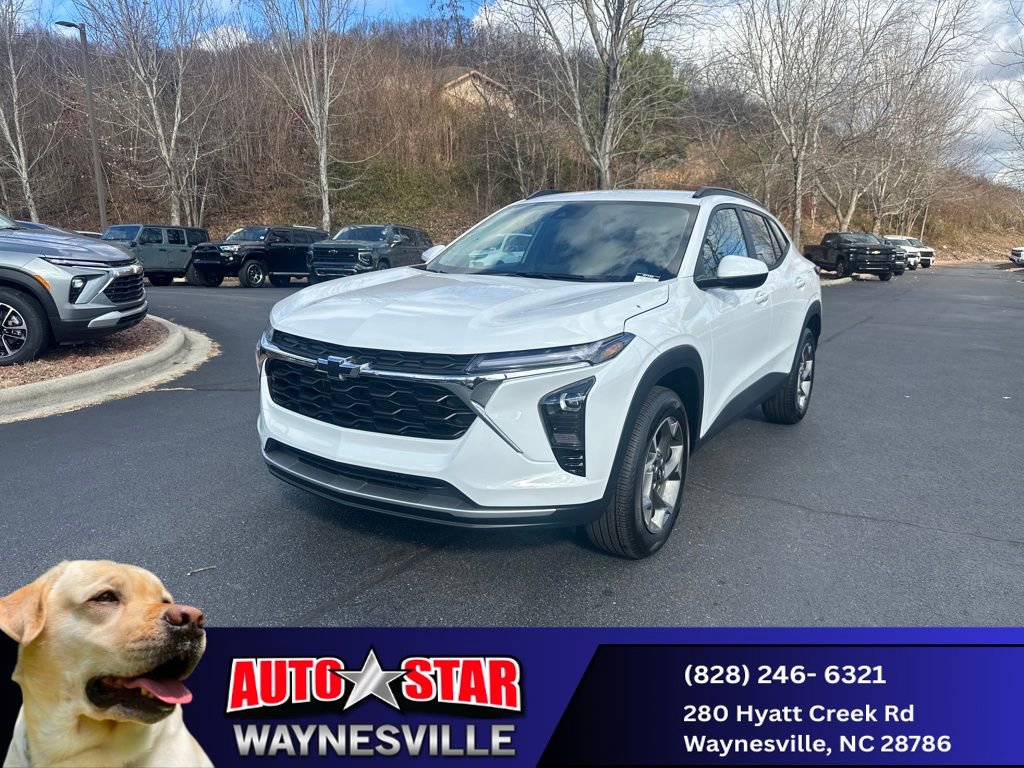 2025 Chevrolet Trax LT - Photo 33