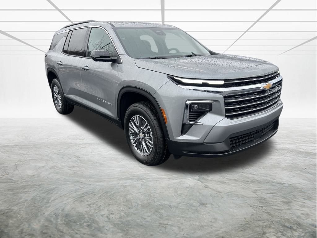 2026 Chevrolet Traverse LT's photo