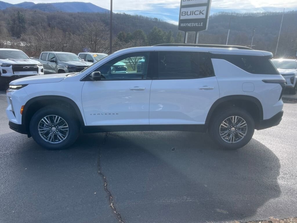 New 2026 Chevrolet Traverse LT SUV