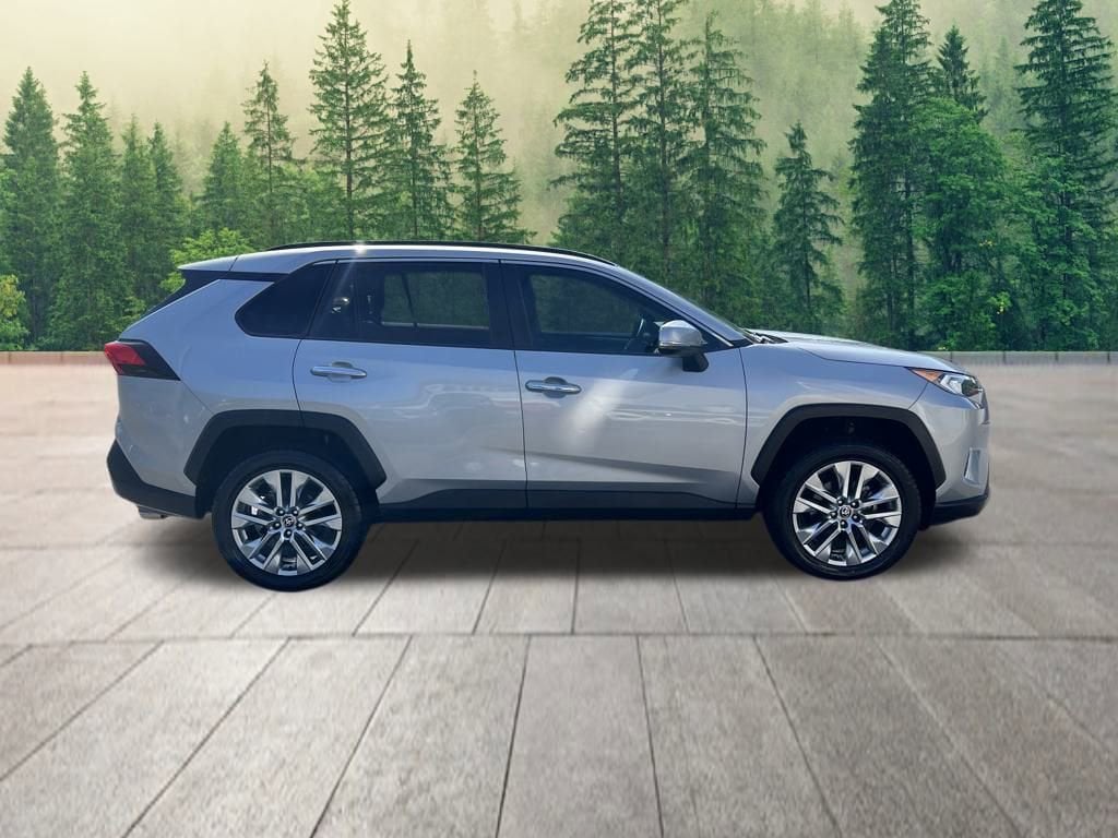 Used 2021 Toyota RAV4 Limited with VIN 2T3N1RFV1MW226432 for sale in Waynesville, NC