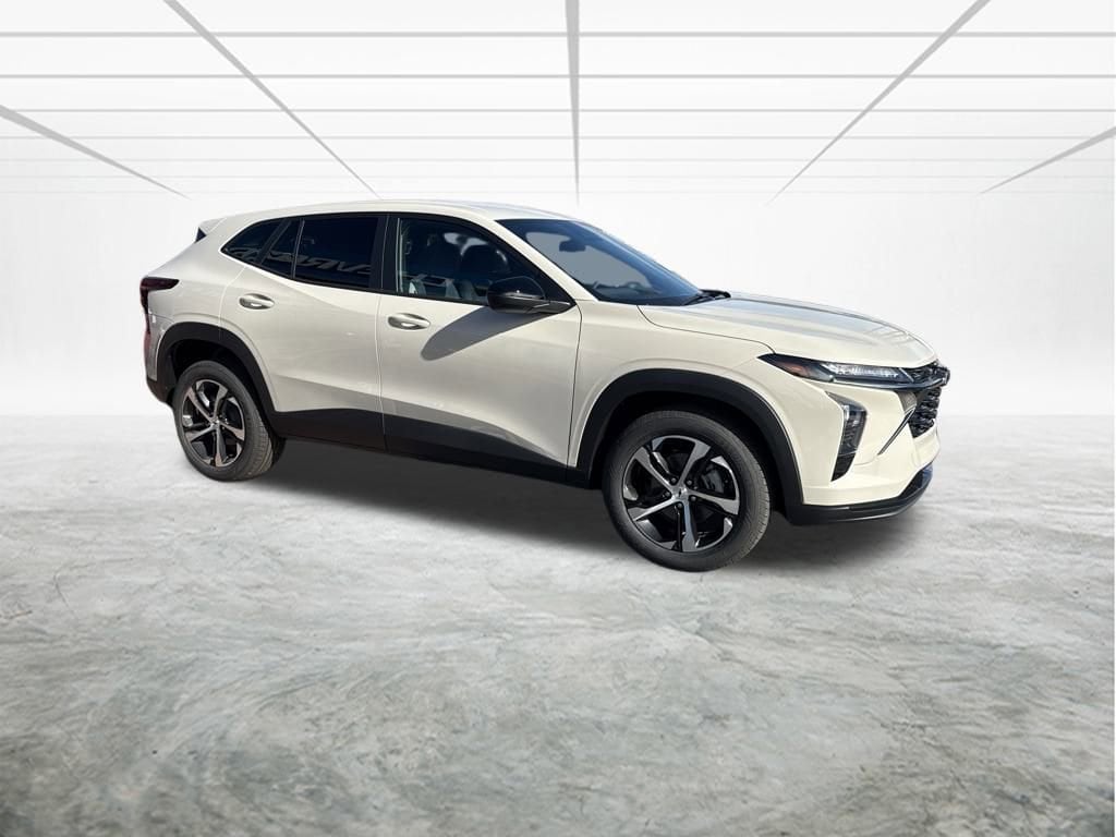 2026 Chevrolet Trax RS's photo