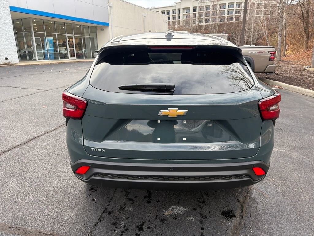 New 2026 Chevrolet Trax LS SUV