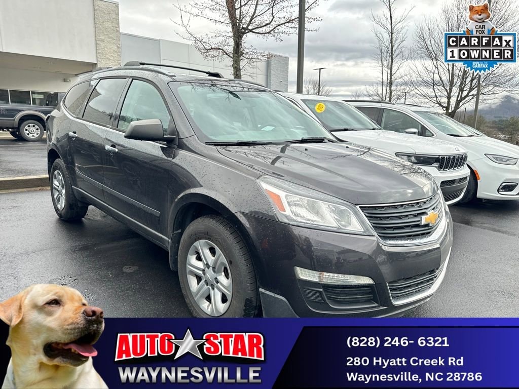Used 2017 Chevrolet Traverse LS SUV