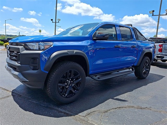 2025 Chevrolet Colorado Trail Boss photo 4