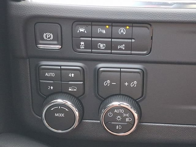 2026 Chevrolet Tahoe Premier - Photo 19