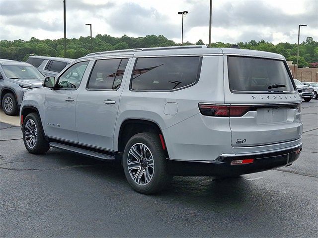 2024 Jeep Wagoneer L Series II photo 5