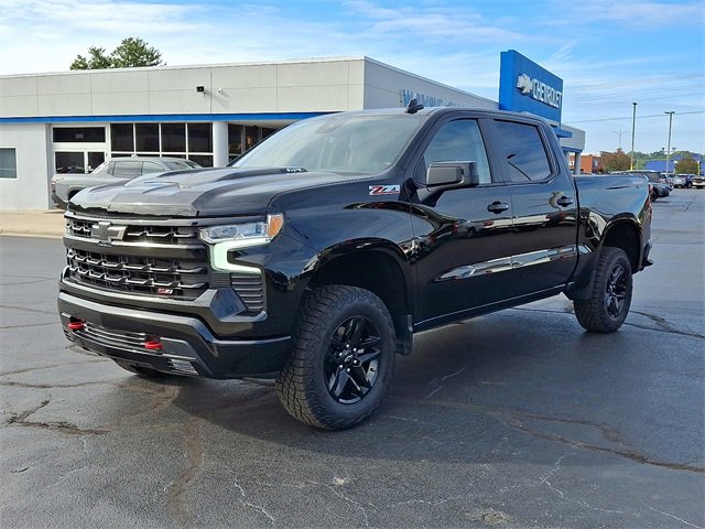 2024 Chevrolet Silverado 1500 LT Trail Boss photo 4