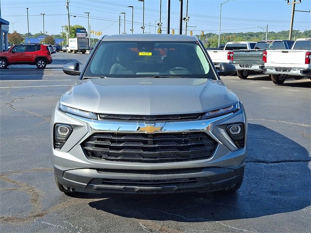 2026 Chevrolet Trailblazer LS photo 3