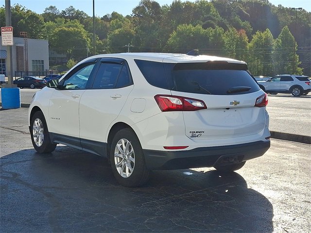 2019 Chevrolet Equinox LS photo 2