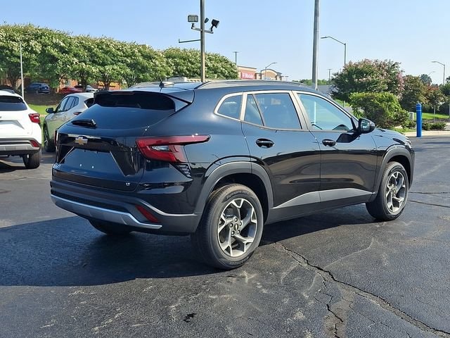 2026 Chevrolet Trax LT - Photo 6