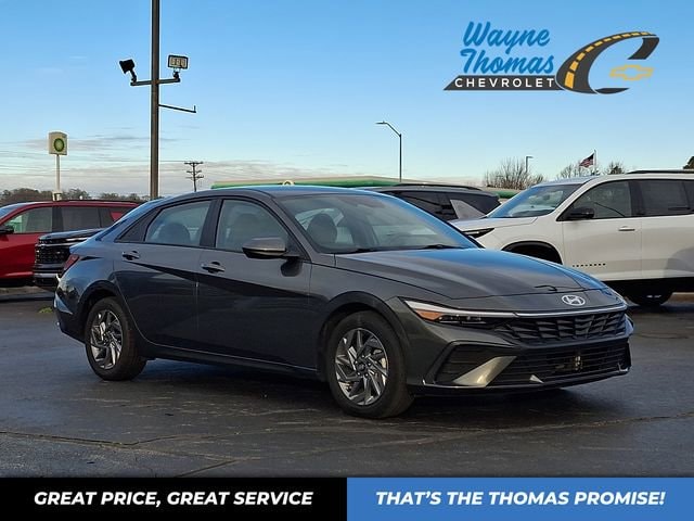 2024 Hyundai Elantra Blue