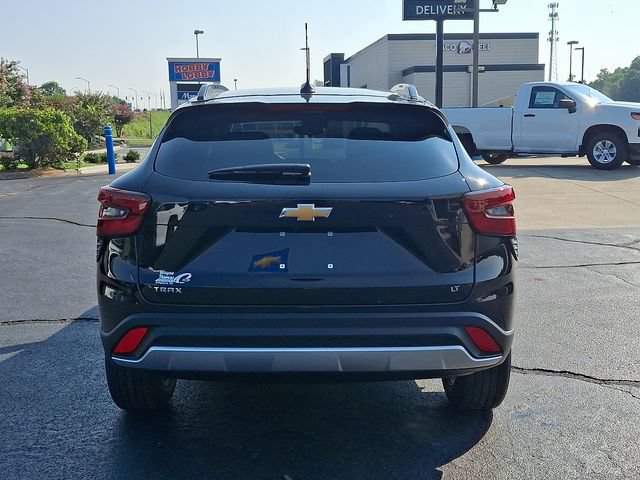 2026 Chevrolet Trax LT - Photo 5