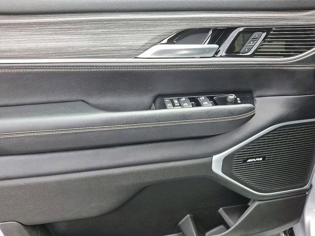 2024 Jeep Wagoneer L Series II - Photo 12