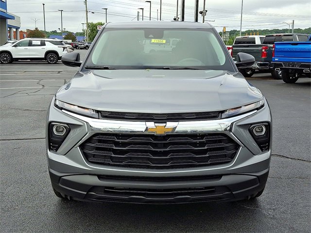 2026 Chevrolet Trailblazer LS photo 3