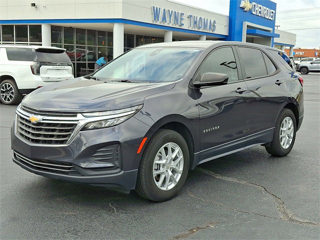 2022 Chevrolet Equinox LS photo 2