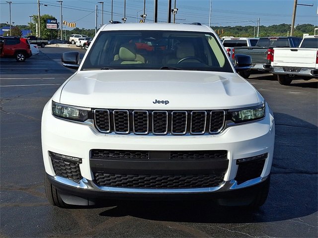 2022 Jeep Grand Cherokee Limited photo 3