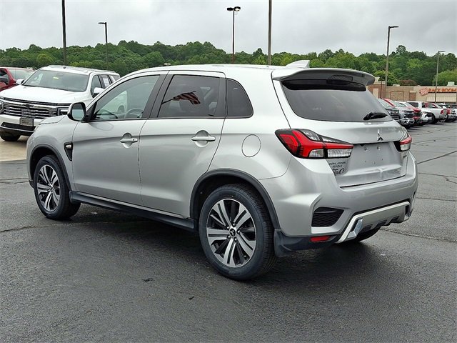 2020 Mitsubishi Outlander Sport ES photo 3