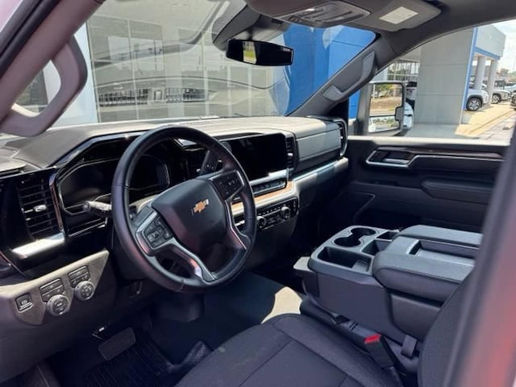 Used 2025 Chevrolet Silverado 2500 HD LT Truck Crew Cab