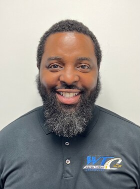 Staff member Andre Lowery from ID_8e62ea2cd95c