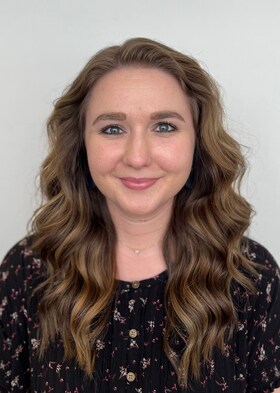 Staff member Lisa Ritter from ID_de1339515711