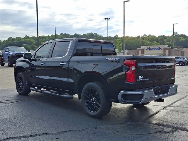 2024 Chevrolet Silverado 1500 LTZ photo 3