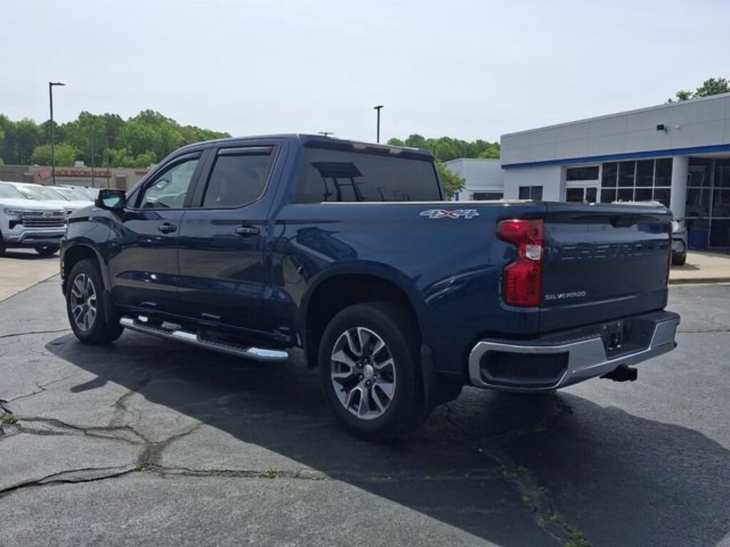 Used 2019 Chevrolet Silverado 1500 LT Truck Crew Cab