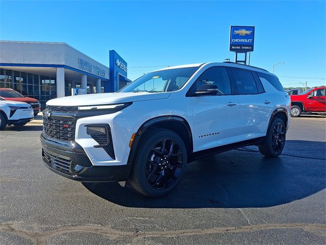 2026 Chevrolet Traverse RS photo 2