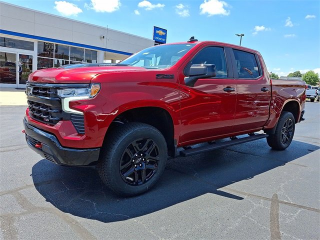 2025 Chevrolet Silverado 1500 LT Trail Boss photo 4