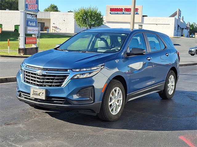 2024 Chevrolet Equinox LS photo 4