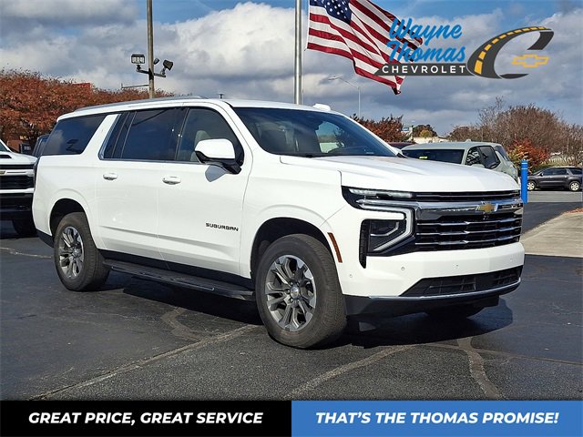 2025 Chevrolet Suburban LT's photo