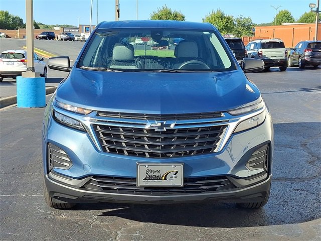 2024 Chevrolet Equinox LS photo 3