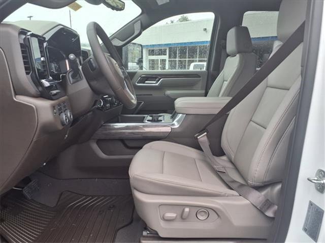 2025 Chevrolet Silverado 2500HD LTZ photo 4