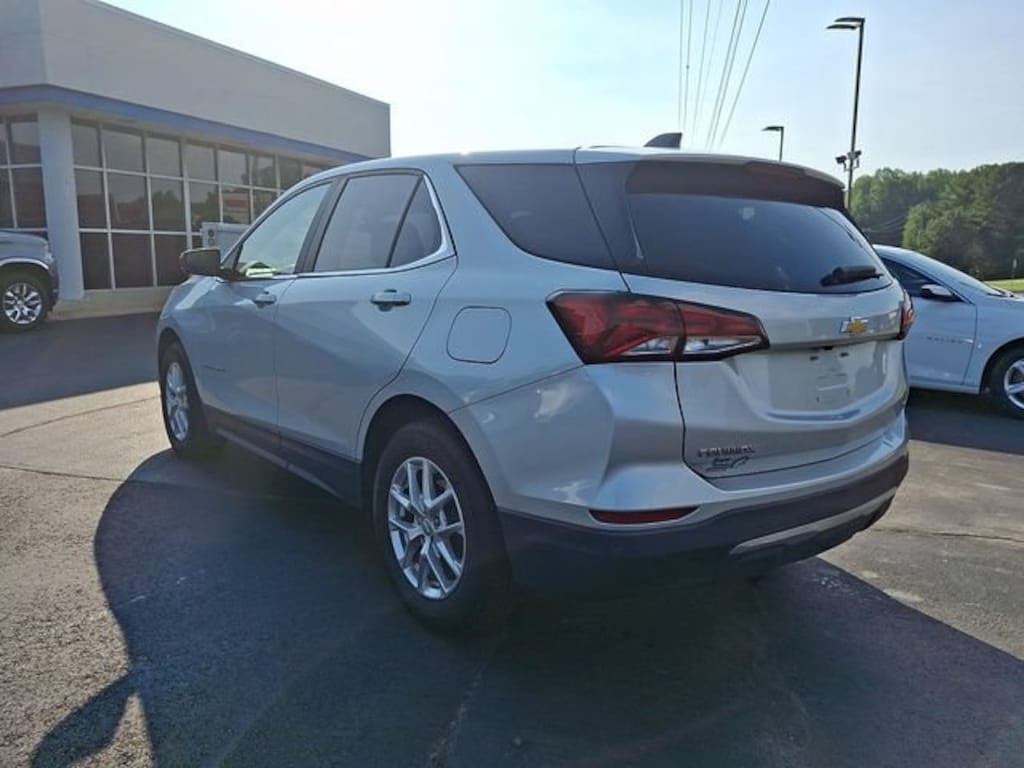 Used 2022 Chevrolet Equinox LT SUV