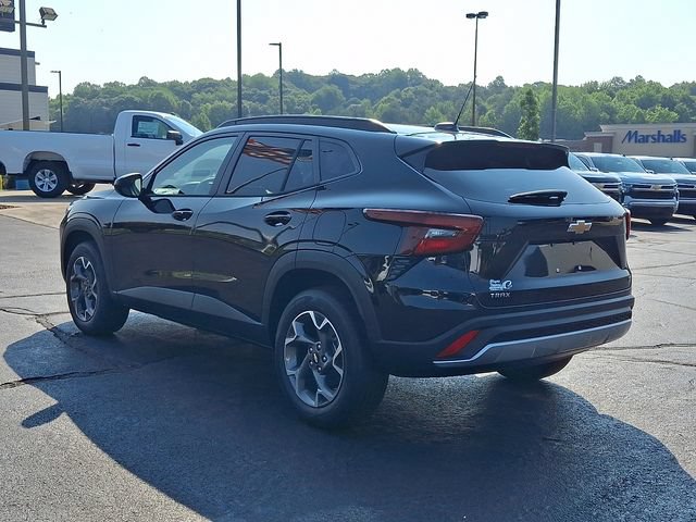 2026 Chevrolet Trax LT - Photo 4