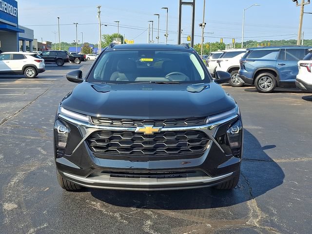 2026 Chevrolet Trax LT - Photo 2