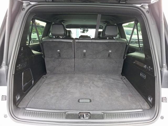 2024 Jeep Wagoneer L Series II - Photo 28