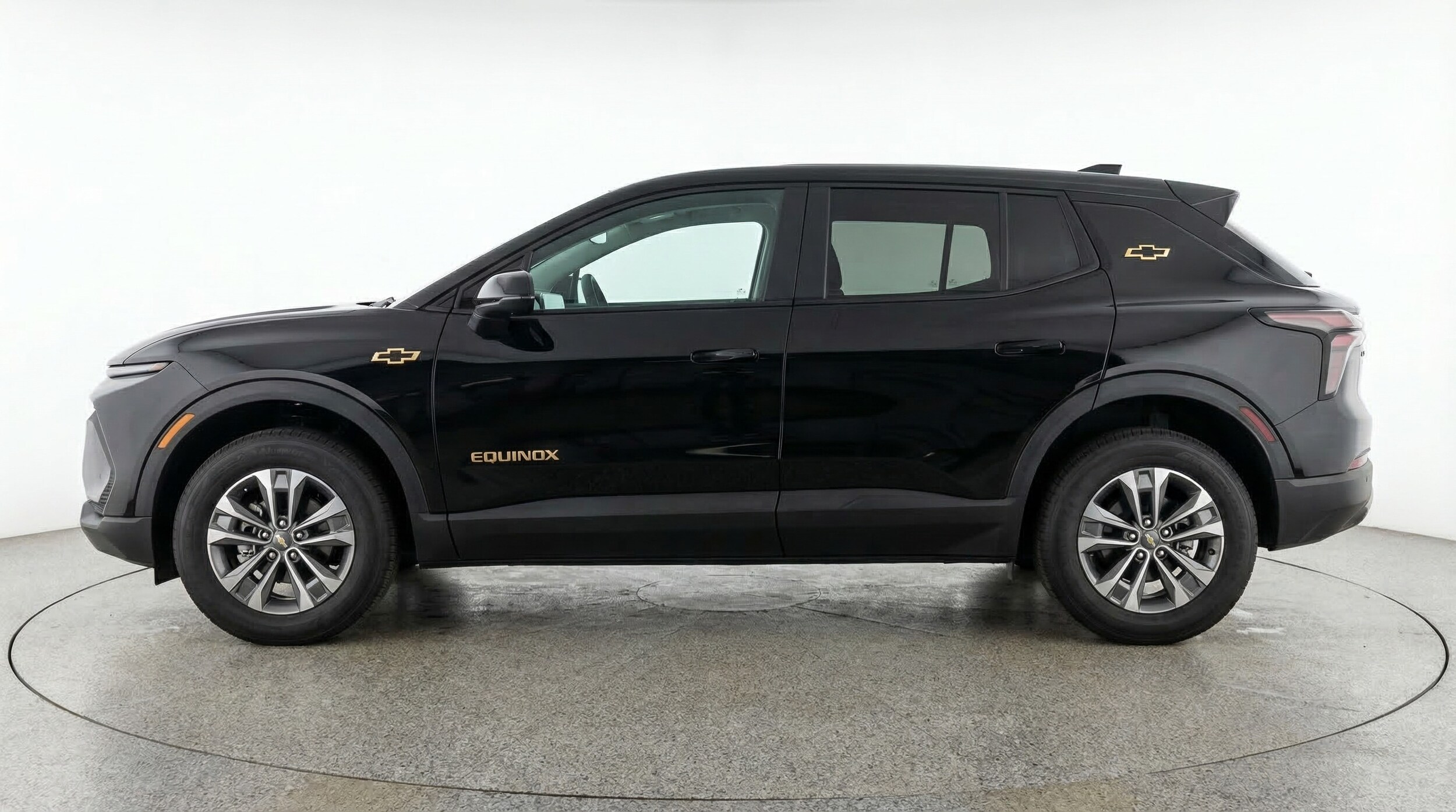 Thumbnail: 2025 Chevrolet Equinox - 4