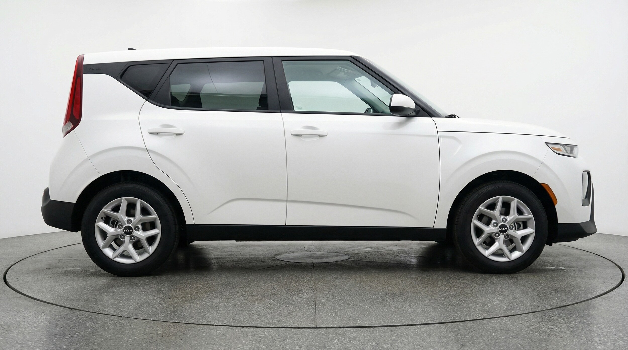 Thumbnail: 2025 Kia Soul - 8