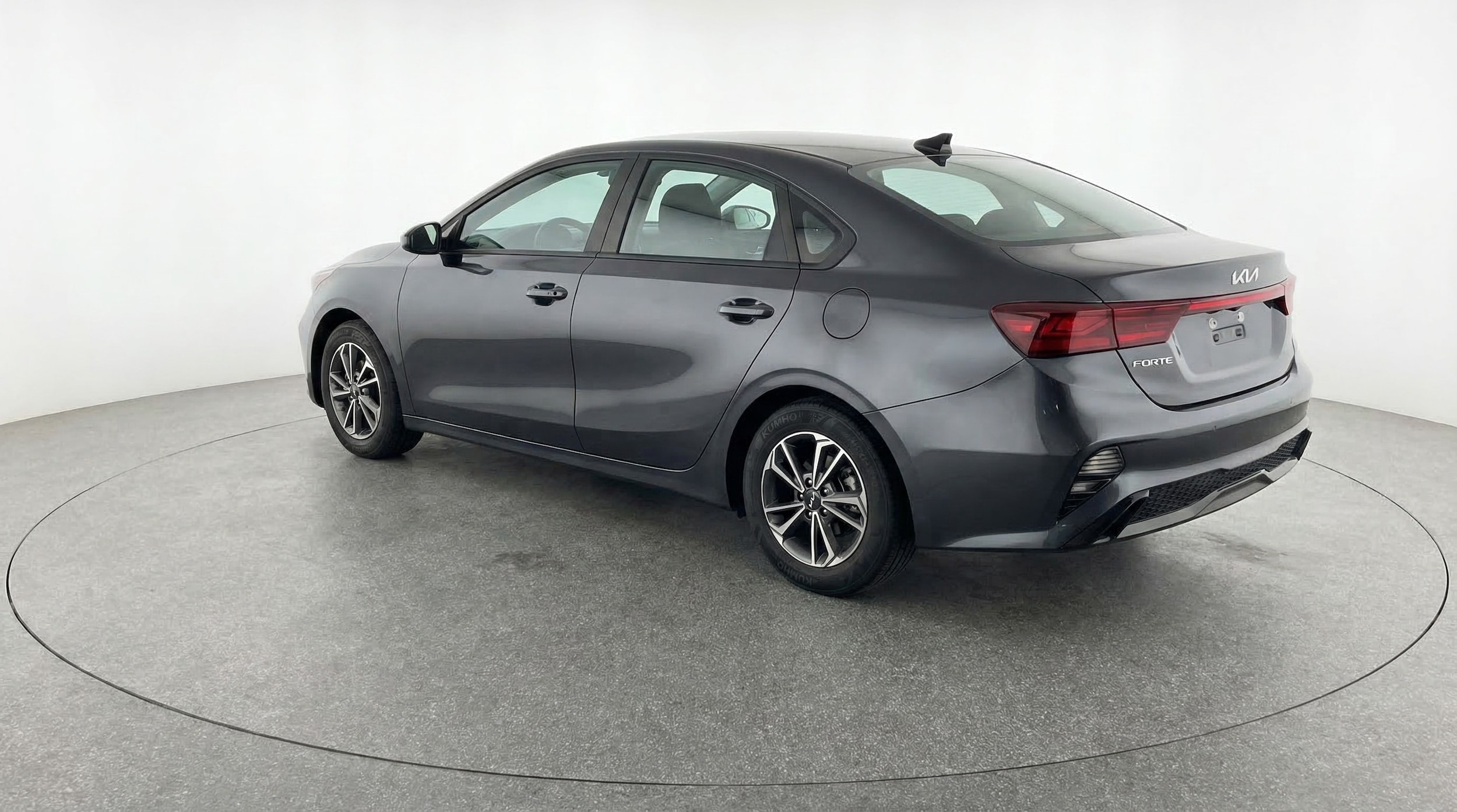 Thumbnail: 2024 Kia Forte - 5