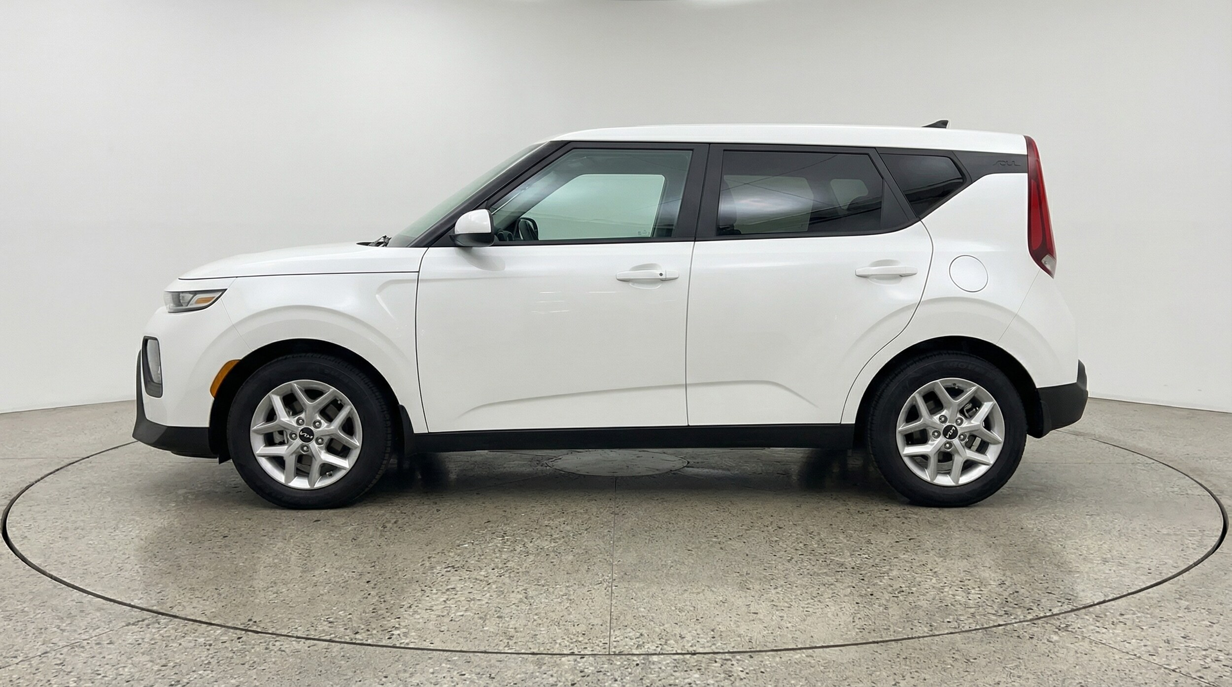 Thumbnail: 2025 Kia Soul - 4
