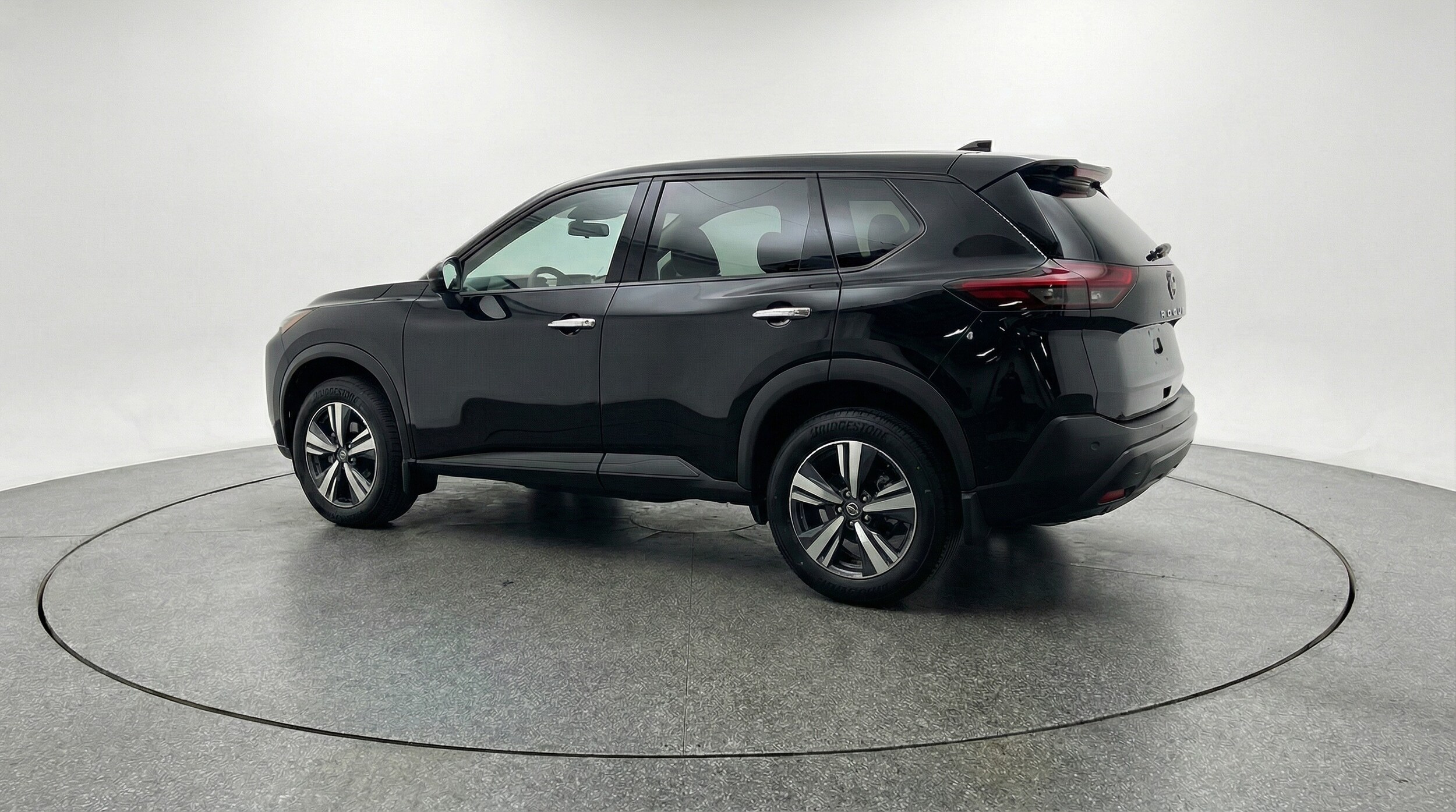 Thumbnail: 2026 Nissan Rogue - 5