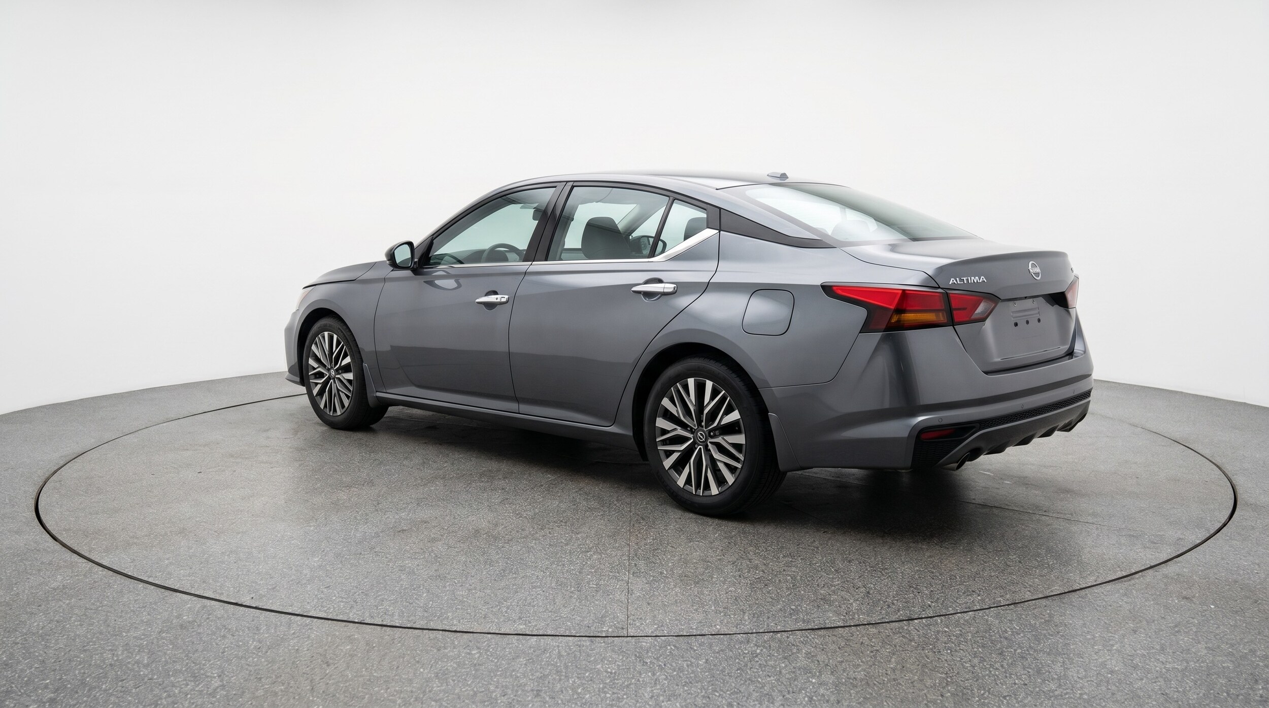 Thumbnail: 2025 Nissan Altima - 5