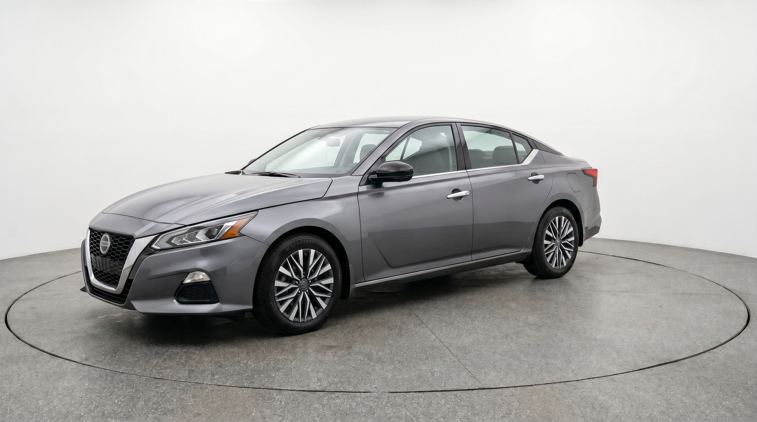 Thumbnail: 2025 Nissan Altima - 3