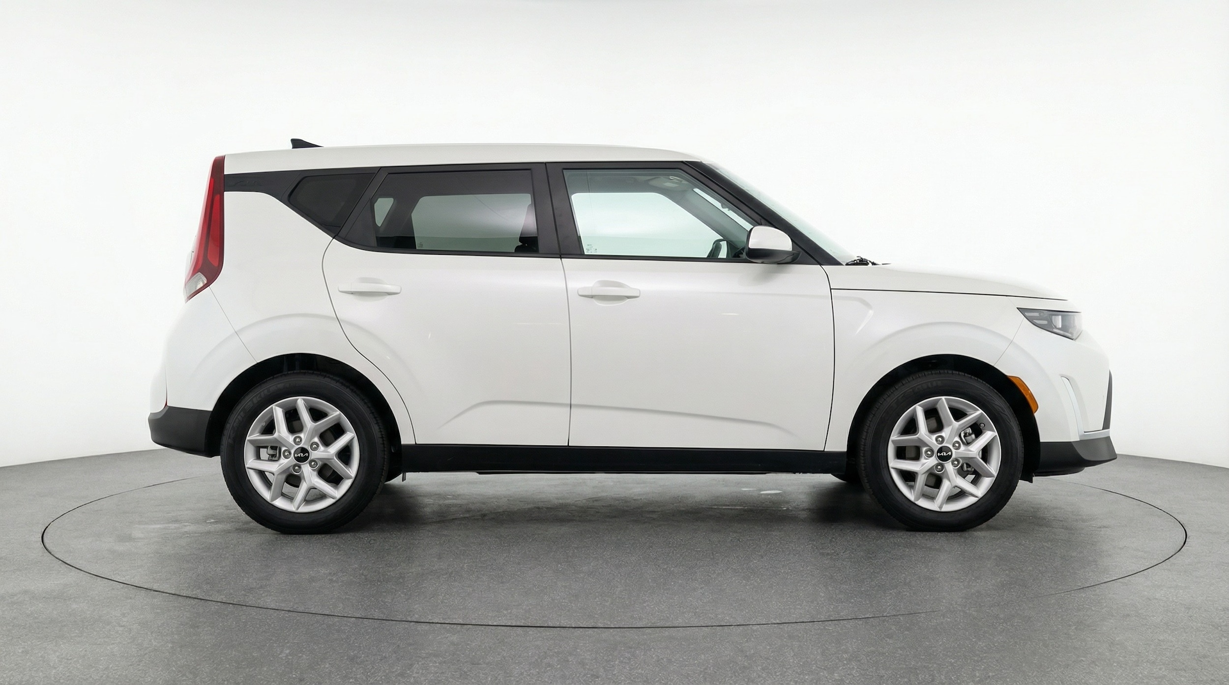 Thumbnail: 2025 Kia Soul - 8