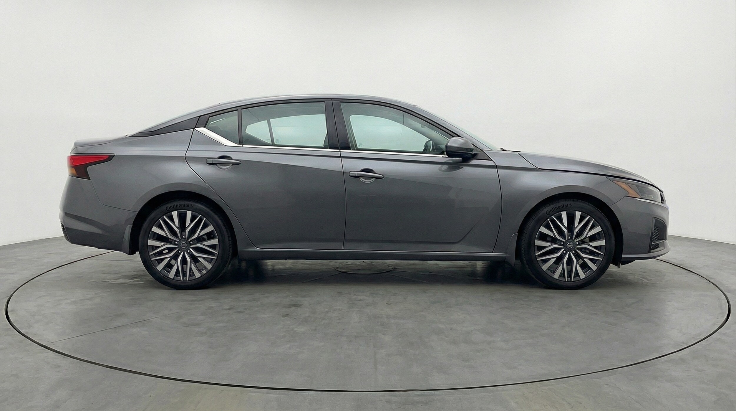 Thumbnail: 2025 Nissan Altima - 8