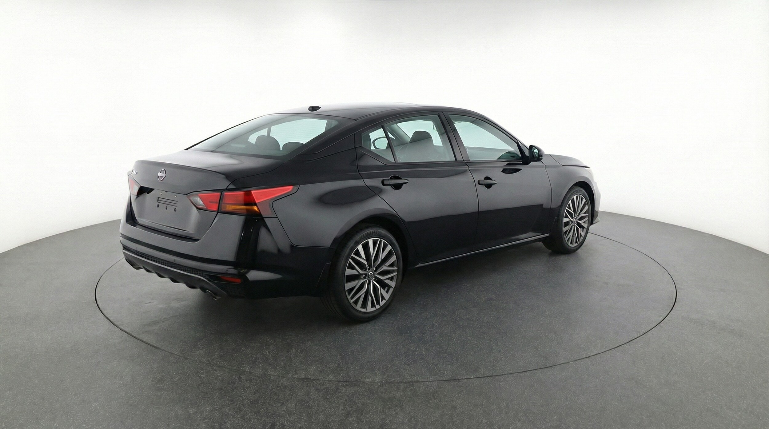 Thumbnail: 2025 Nissan Altima - 7